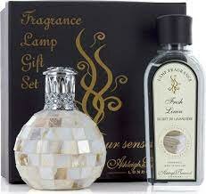 ashleigh-burwood-lamp-giftset-Arctic_Tundra_fresh_linen_www-sfeerscent-nl