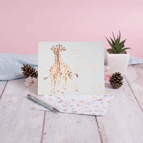 Wrendale_Designs_Geboortekaart_Tweeling_Double_the_Joy_Giraffe_www.sfeerscent.nl