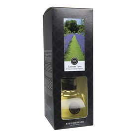 Bridgewater Candle  Reeddiffuser Lavender Lane Bridgewater Candle  Reeddiffuser Lavender Lane