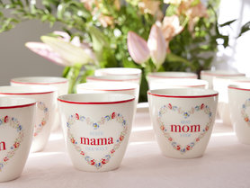 GreenGate Mokje / Latte cup Mom White H: 9cm GreenGate Mokje / Latte cup Mom White H: 9cm