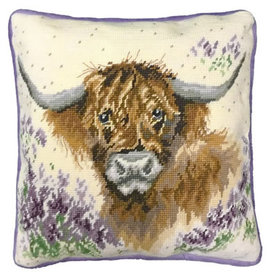 Wrendale Designs Borduurpakket Kussen Highland Heathers Wrendale Designs Borduurpakket Kussen Highland Heathers