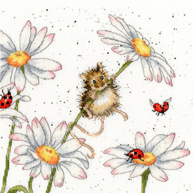 Borduurpakket Hannah Dale - Daisy Mouse - Bothy Threads