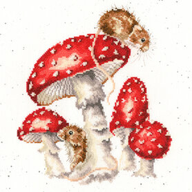Borduurpakket Hannah Dale - The Fairy Ring - Bothy Threads Borduurpakket Hannah Dale - The Fairy Ring - Bothy Threads