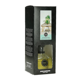 Bridgewater Candle On Island Time Reed Diffuser / Geurstokjes Bridgewater Candle On Island Time Reed Diffuser / Geurstokjes