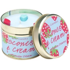 Bomb Cosmetics Geurkaars Scones and Cream Tinned Candle